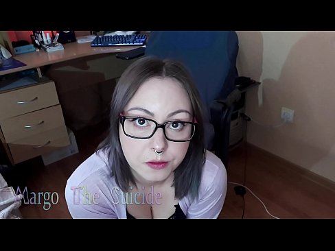 ❤️ Noia sexy amb ulleres xucla un consolador profundament davant la càmera Porno anal al porno ca.sexygirlspics.ru ❌